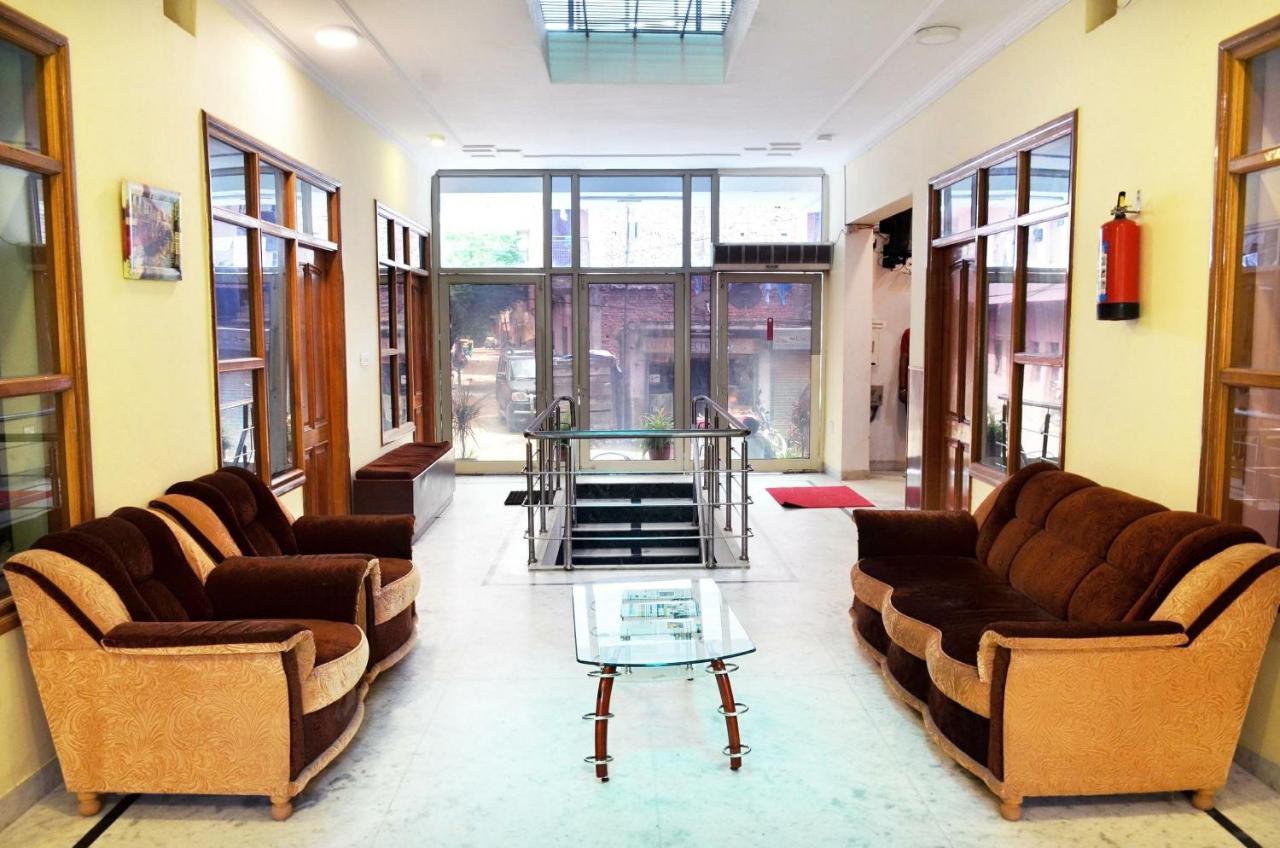 Oyo 6463 Hotel Dove Chandīgarh Eksteriør bilde