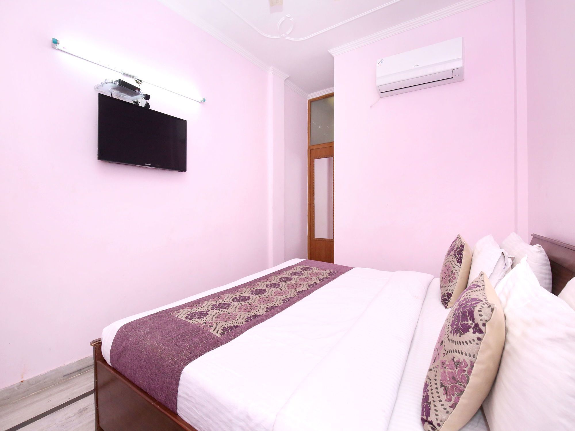 Oyo 6463 Hotel Dove Chandīgarh Eksteriør bilde