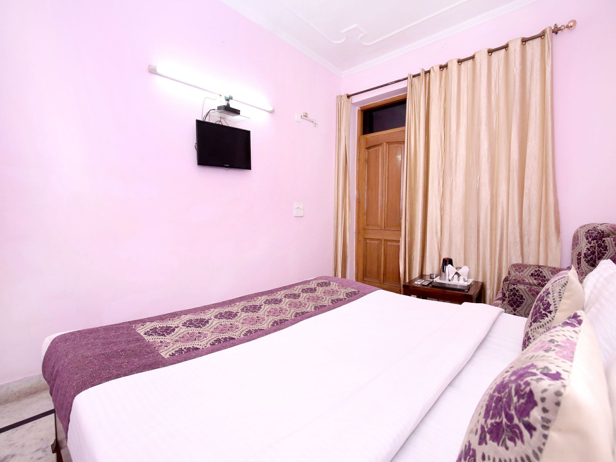 Oyo 6463 Hotel Dove Chandīgarh Eksteriør bilde